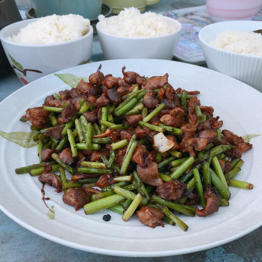 蒜薹炒肉