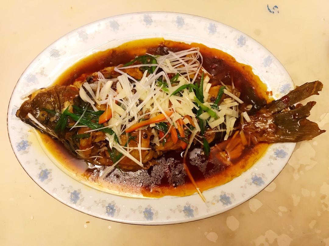 【家常红烧鱼图片】annylau_下厨房