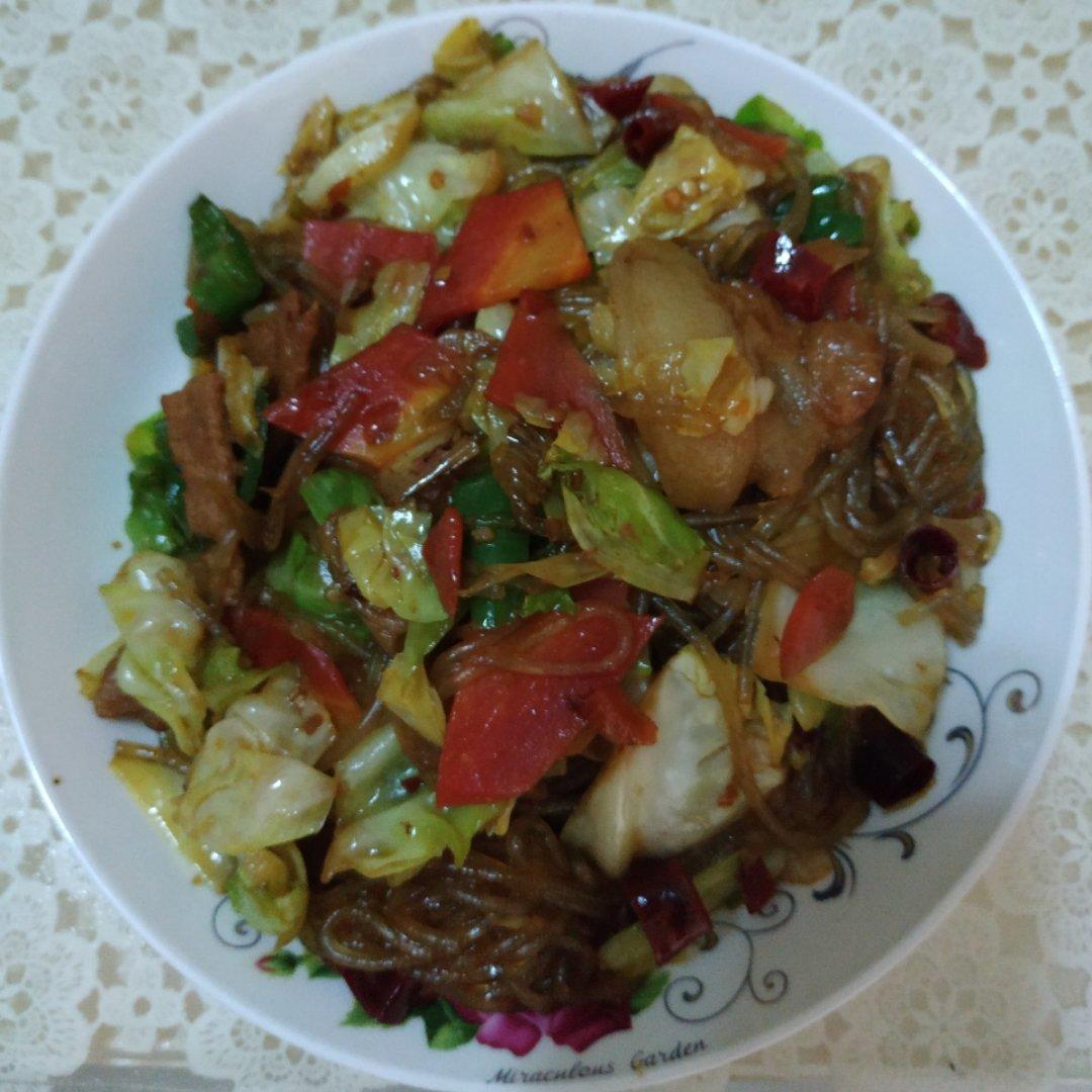 包包菜炒粉条