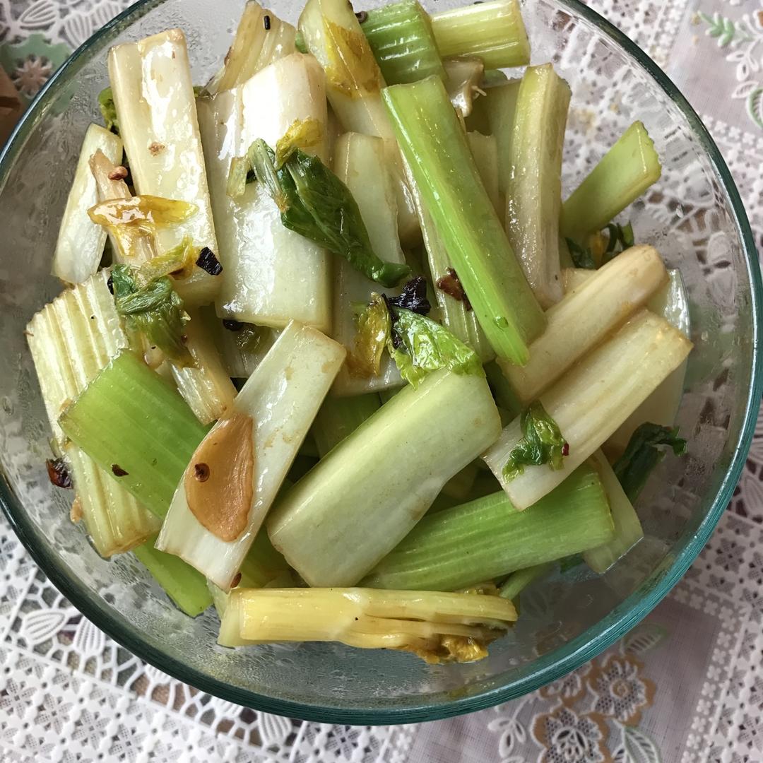 炝炒芹菜