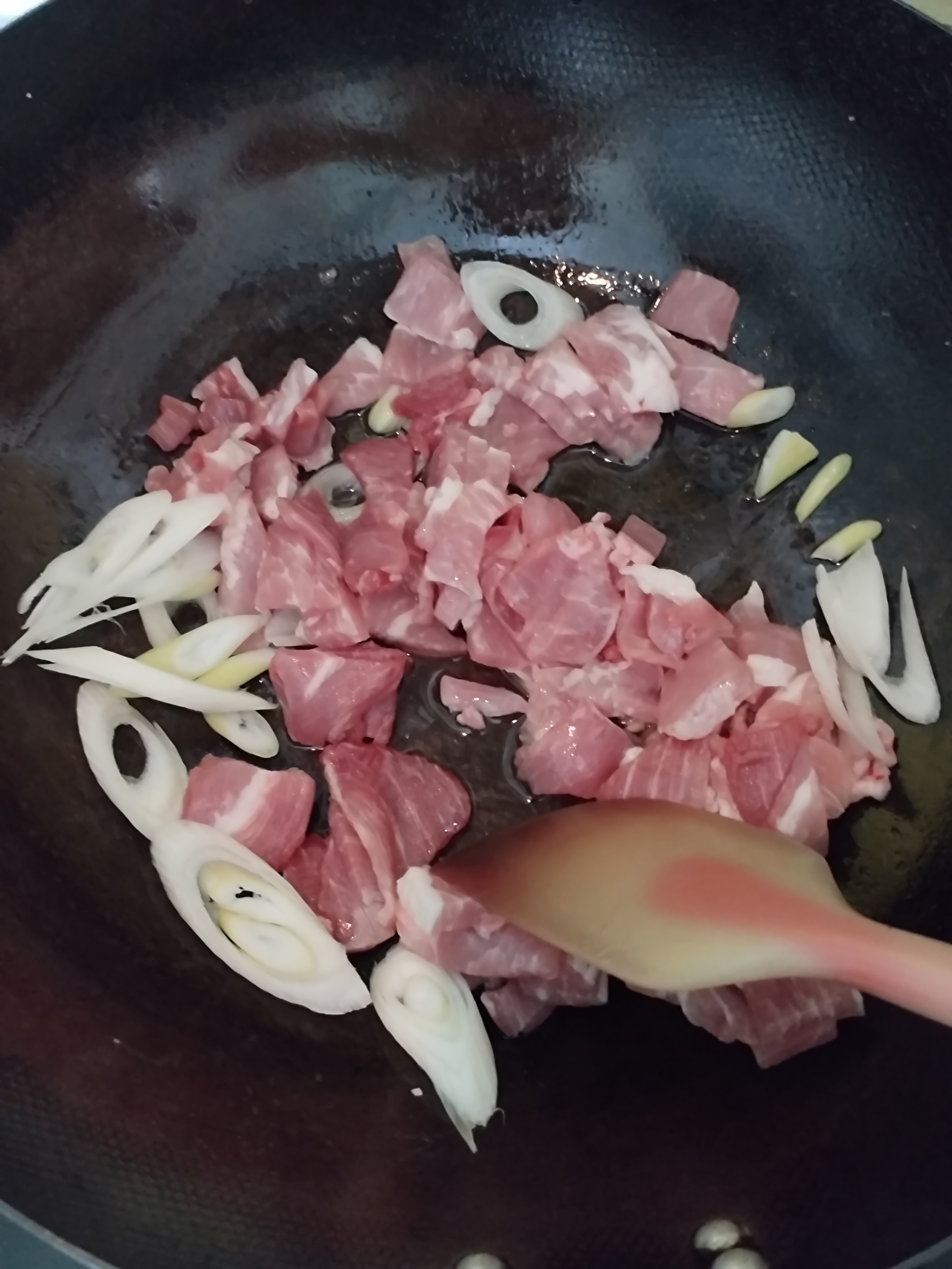 梅干菜扣肉饭的做法 步骤3