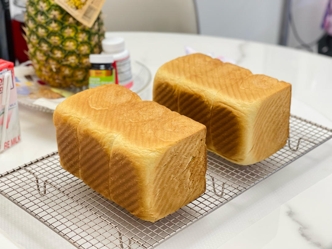 🍞消耗淡奶油吐司｜无黄油｜软绵绵｜奶香浓郁