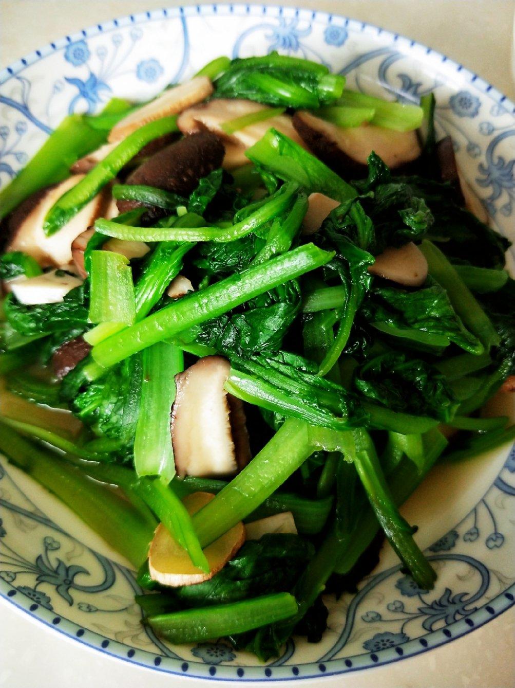 蘑菇炒青菜