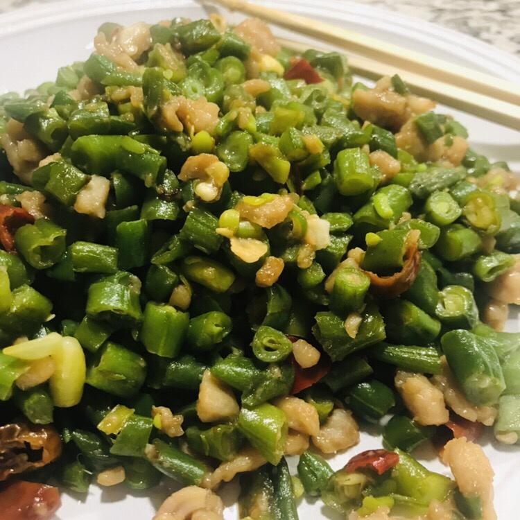 肉沫豆角下饭菜