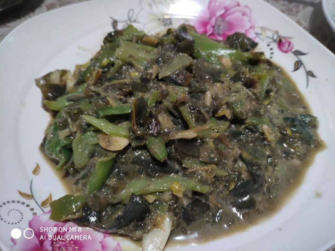 【正宗湘菜】擂辣椒皮蛋
