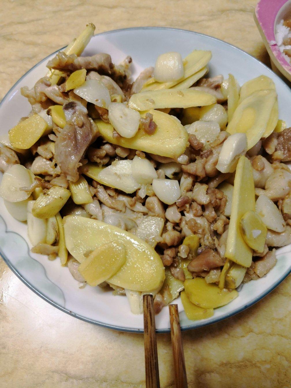 一位霸霸做的三伏天养生食谱百吃不厌的沙姜炒鸡超级简单快手小孩增高