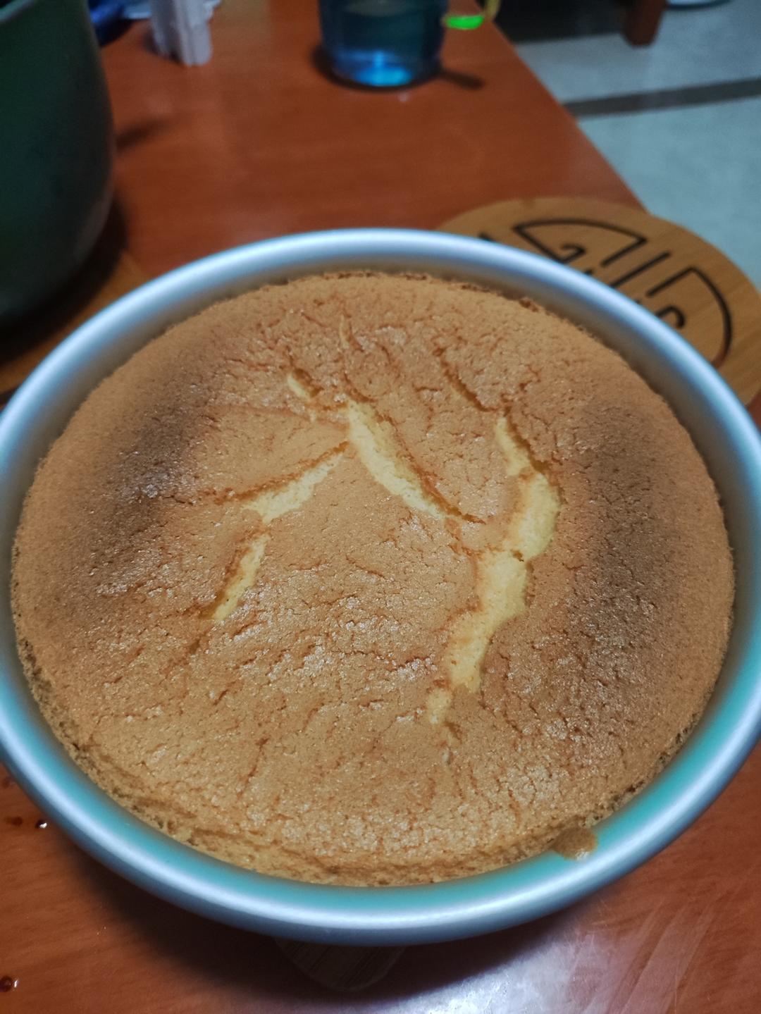 超柔软6寸戚风蛋糕(附8寸配方)零失败 超详细‼️含操作视频
