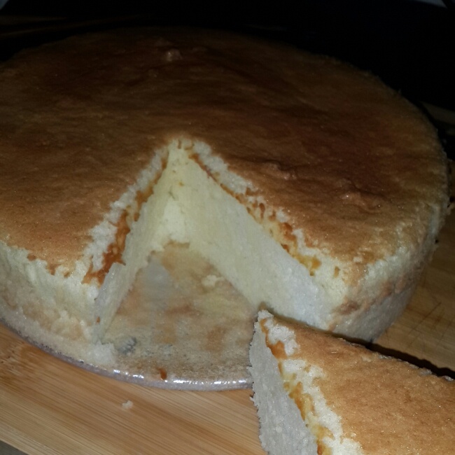 超简单完美戚风蛋糕（6寸2蛋）附打发、翻拌、脱模视频