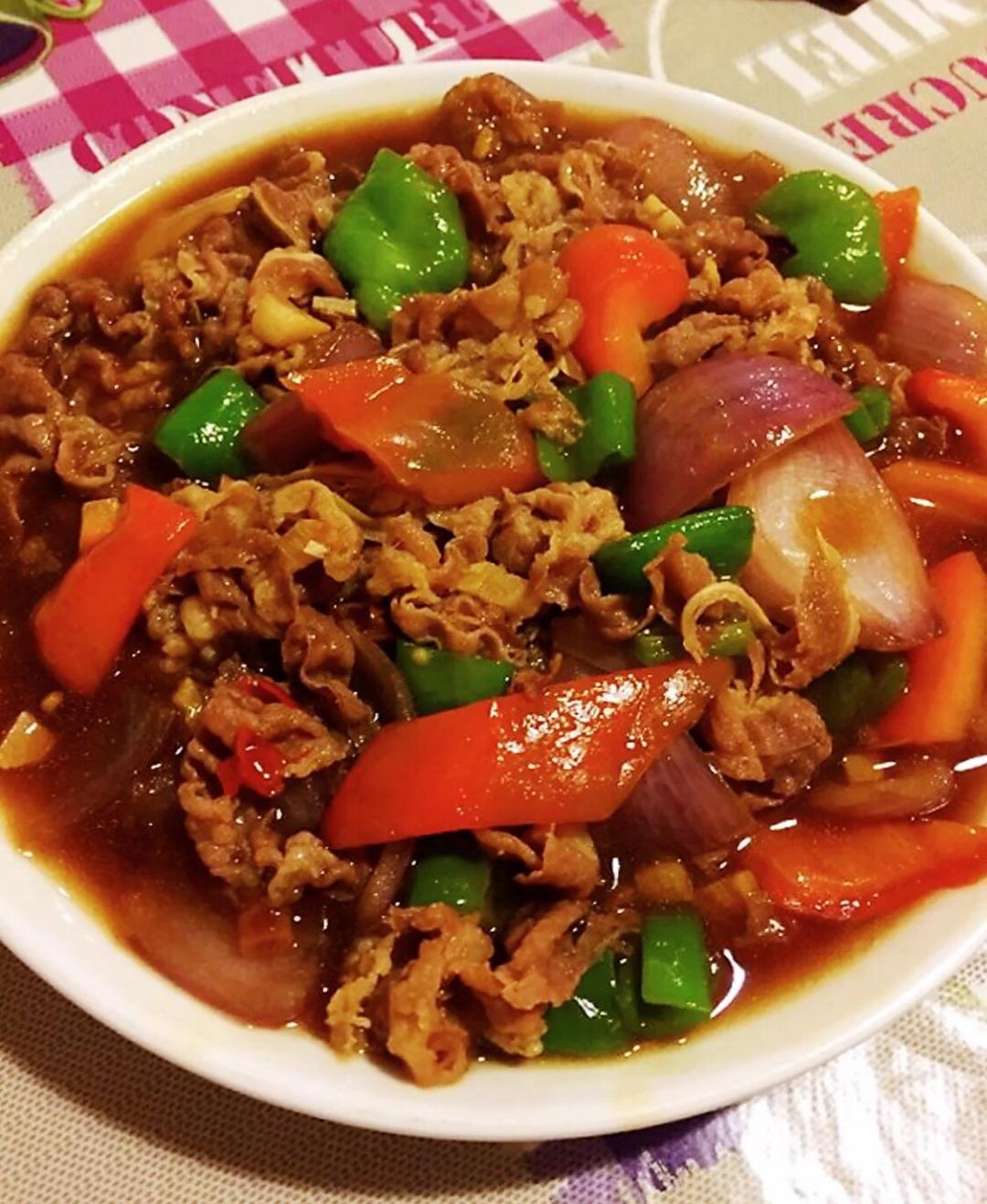 爆炒椒香肥牛的做法