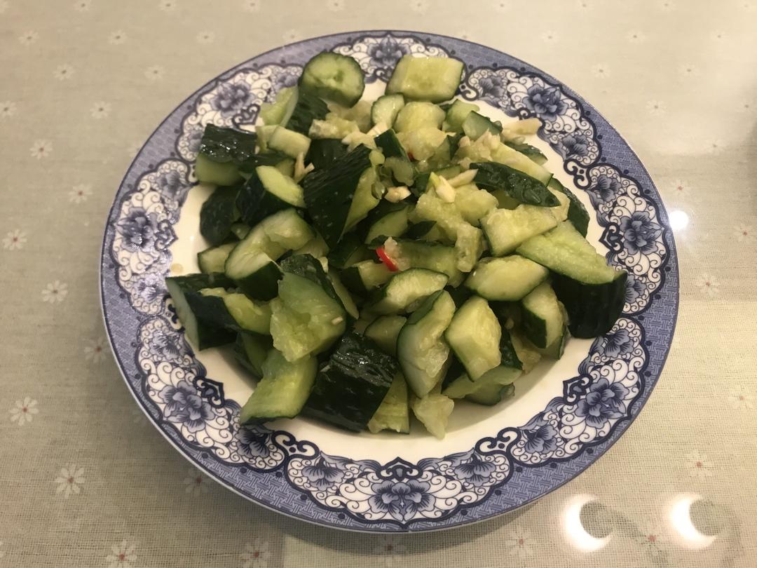 凉拌家常黄瓜