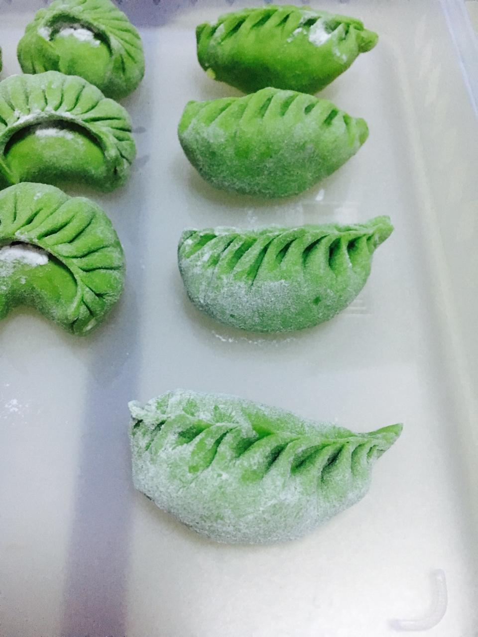 彩色柳叶饺子