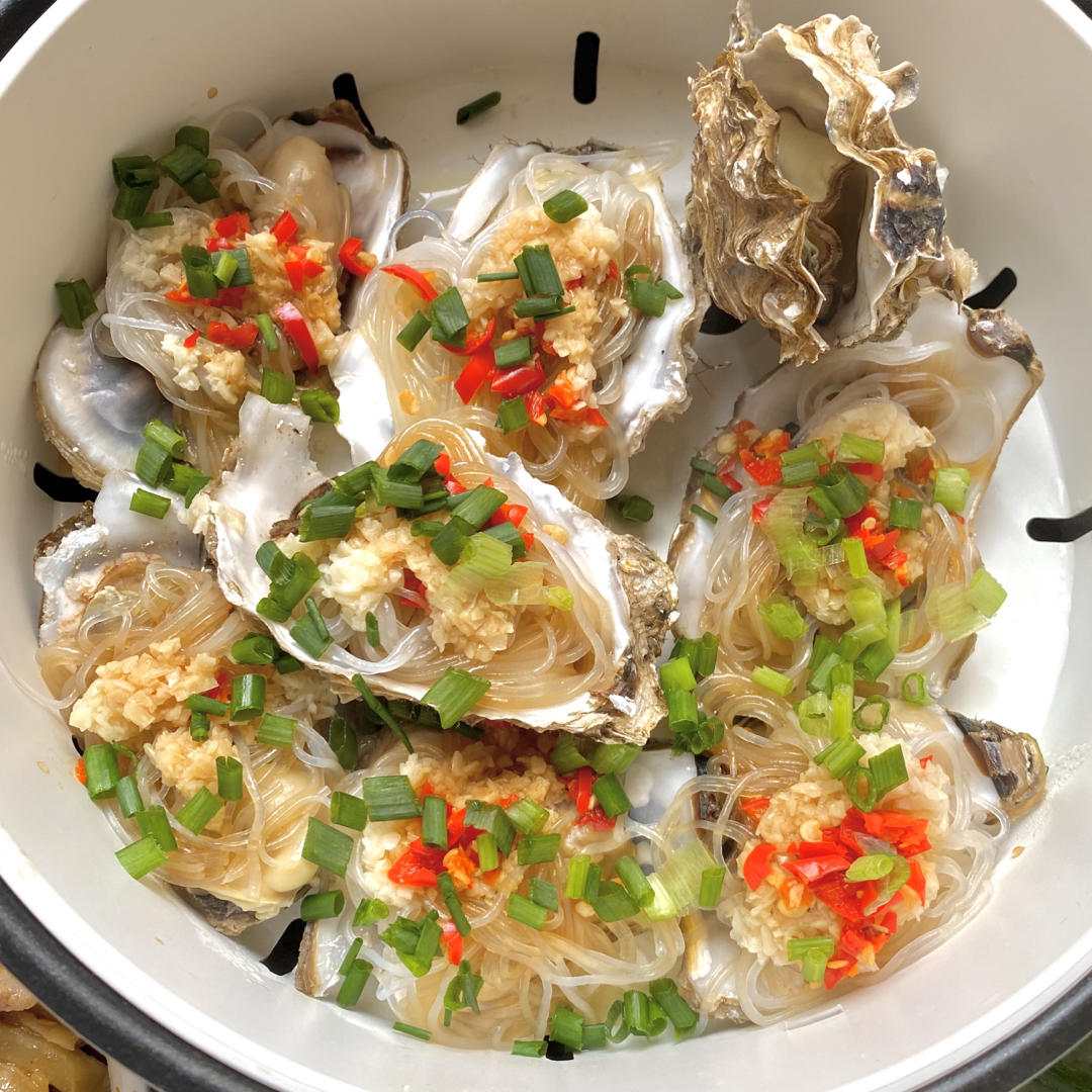 蒜蓉粉丝蒸生蚝