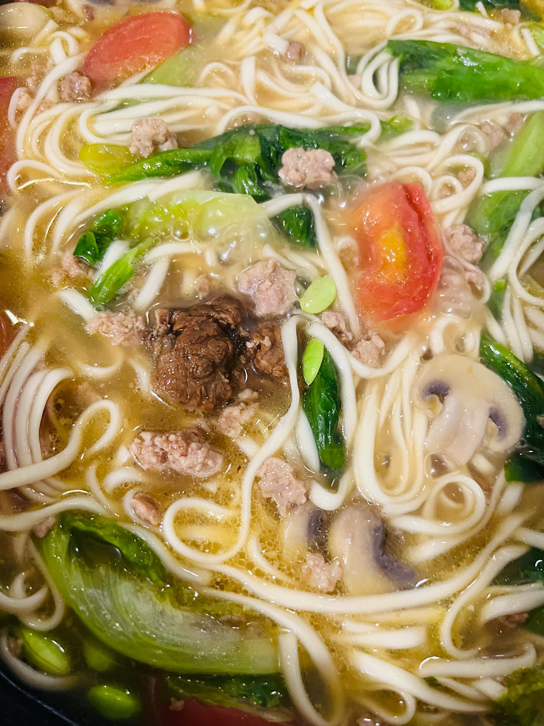 简单又好吃🍜一口鲜掉眉毛的口蘑鲜汤面❗❗