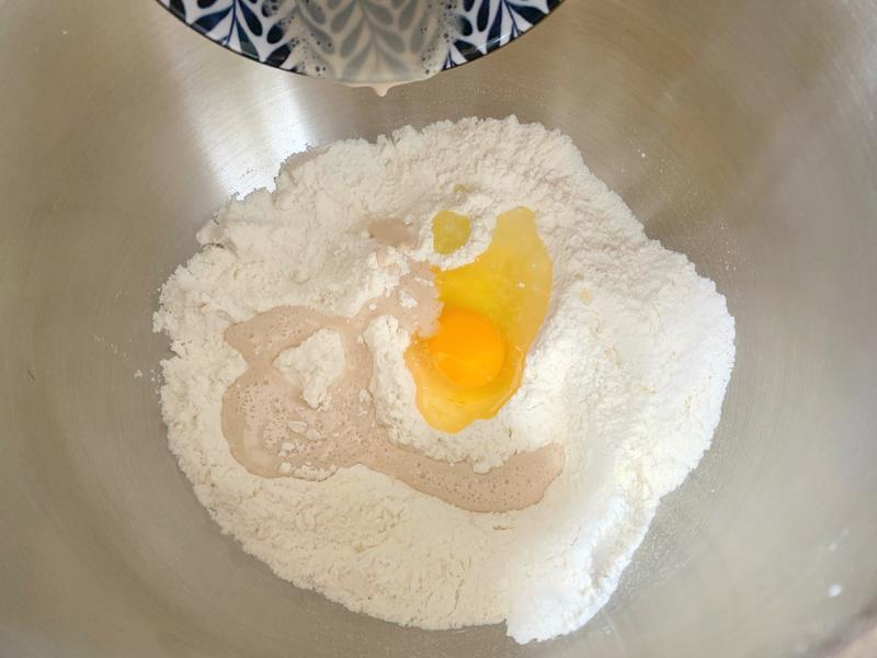 纯奶手撕吐司的做法 步骤1