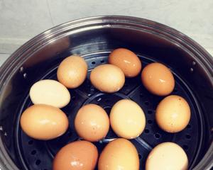 乡巴佬鸡蛋的做法 步骤2