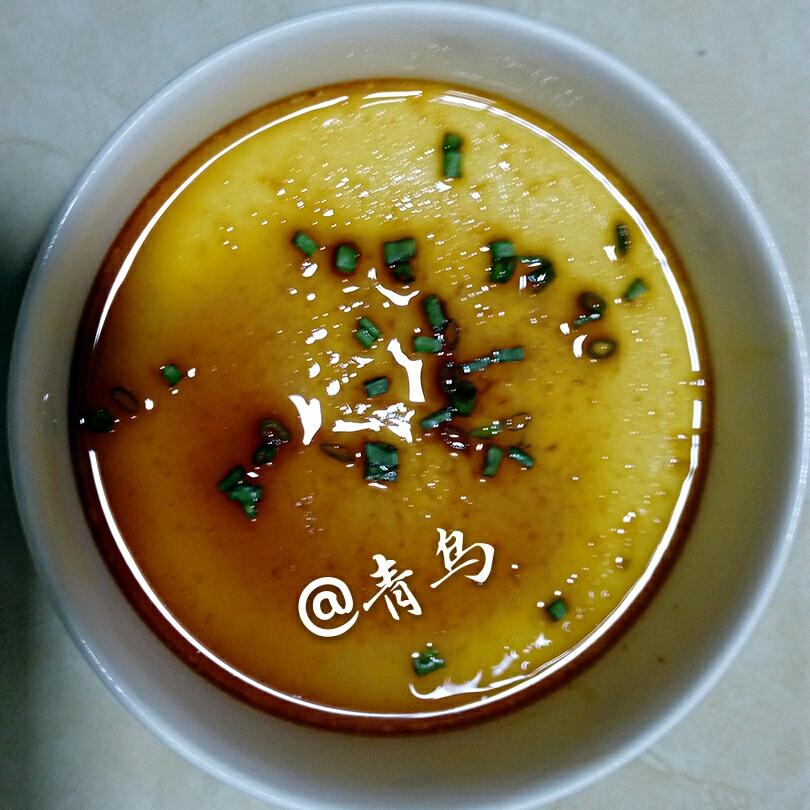 平滑如镜的蛋羹