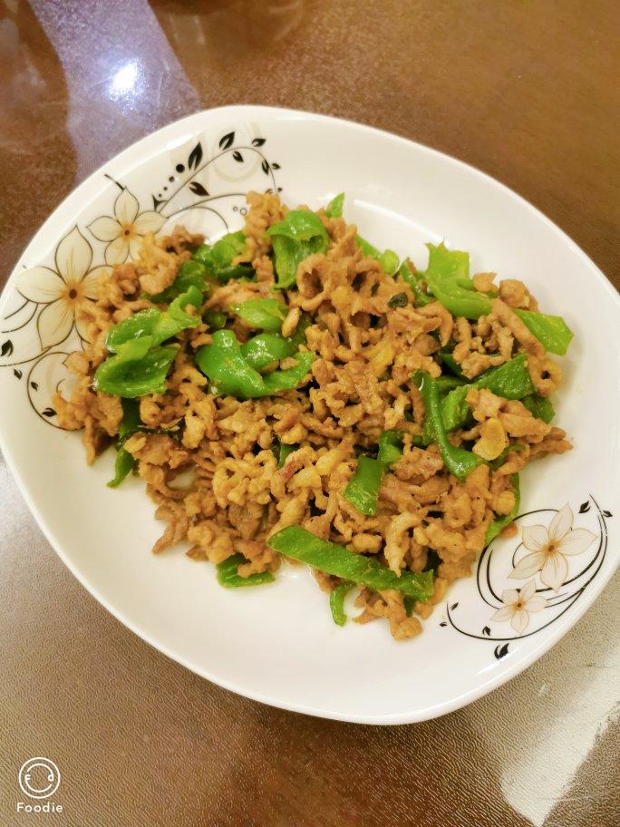 巨下饭的青椒炒肉丝