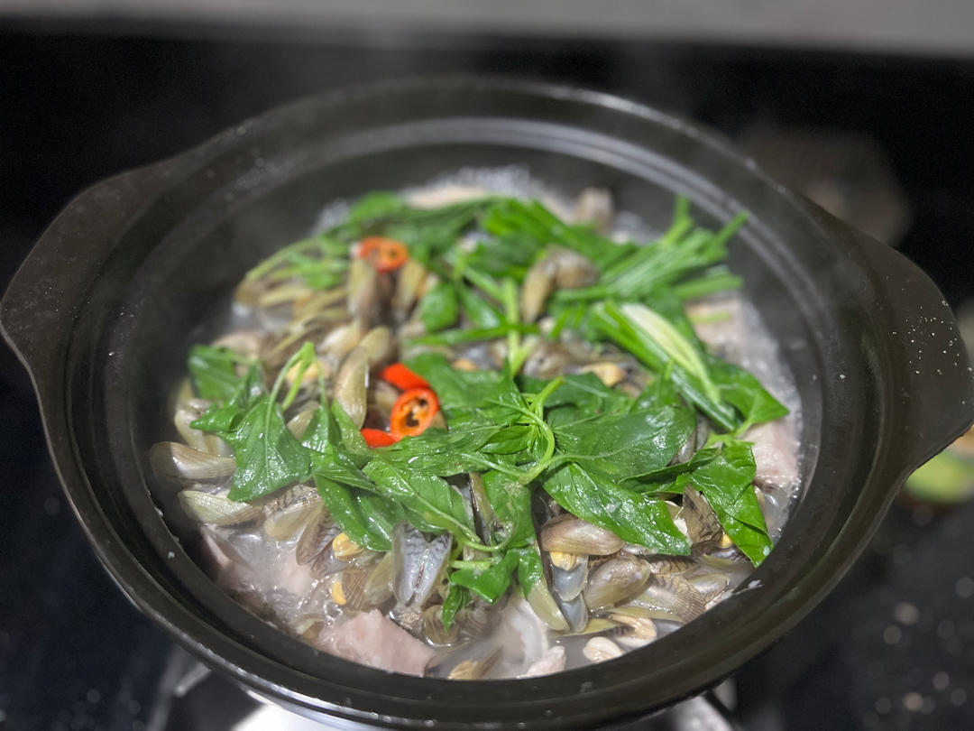 金不换芋头薄壳煲的做法