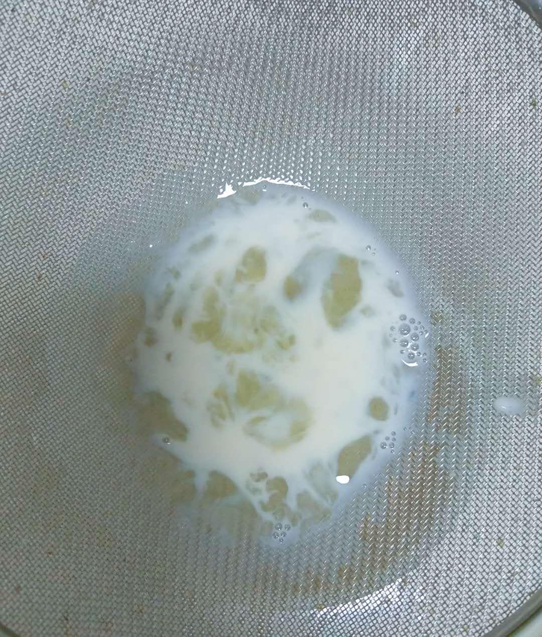 鲜奶炖蛋的做法 步骤4