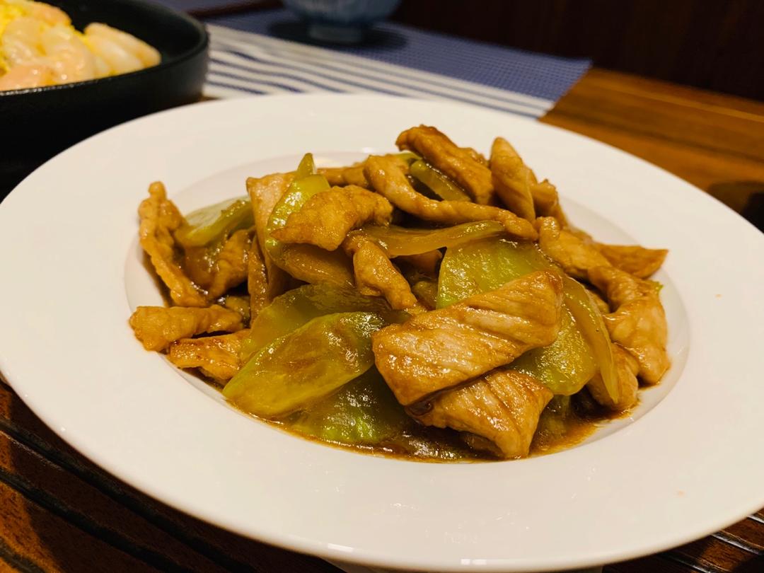 莴笋炒肉片