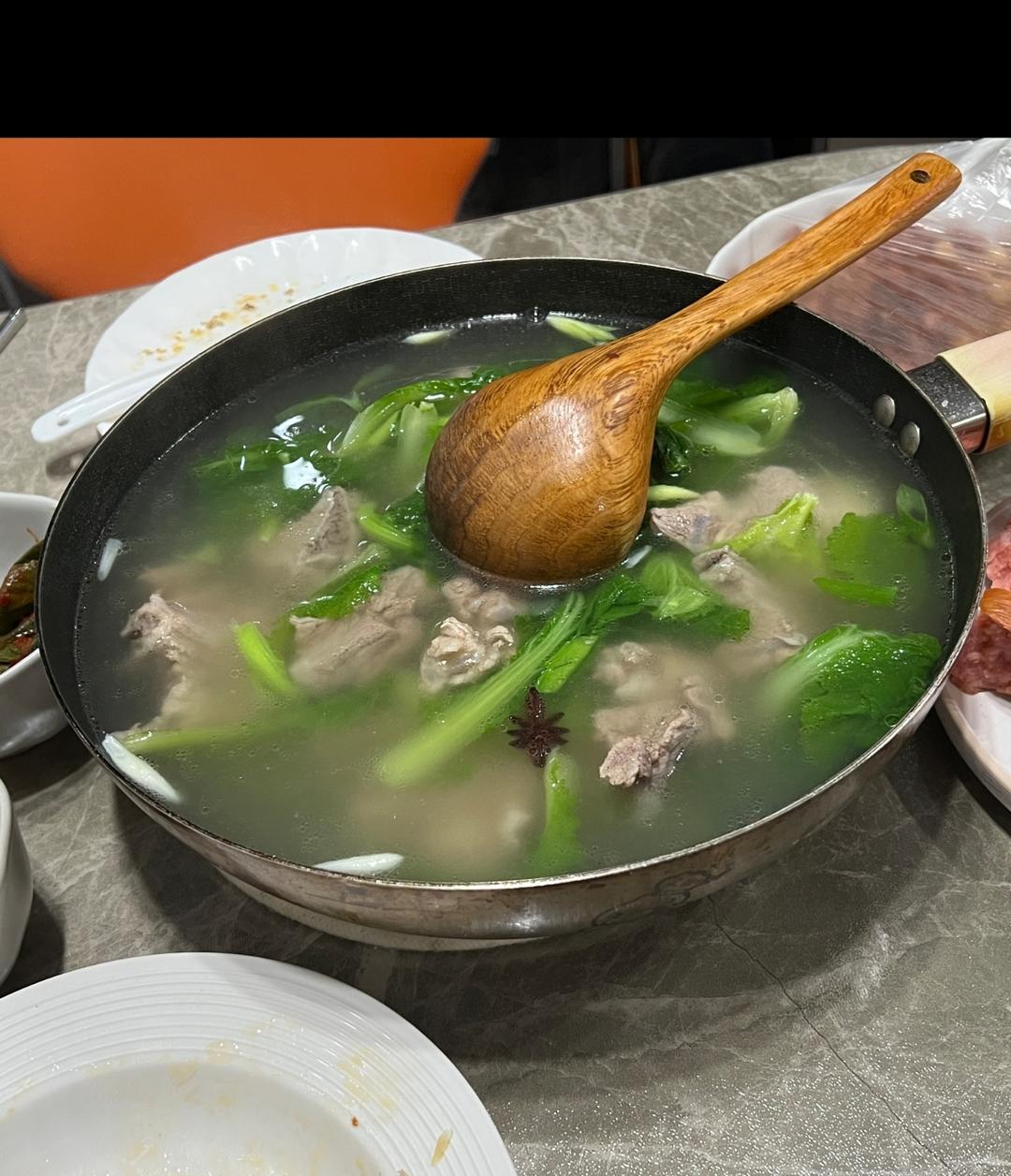 大骨头炖小白菜