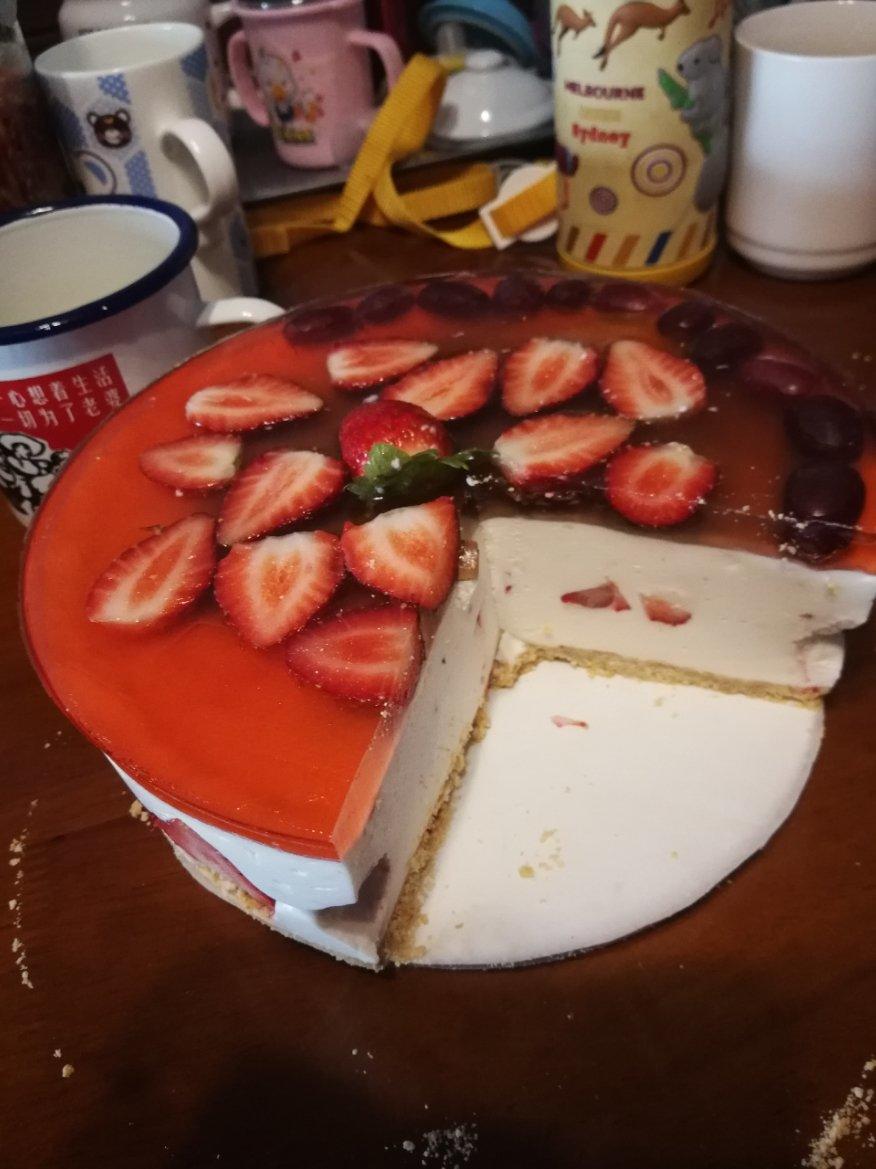 草莓酸奶慕斯（百香果镜面）8寸