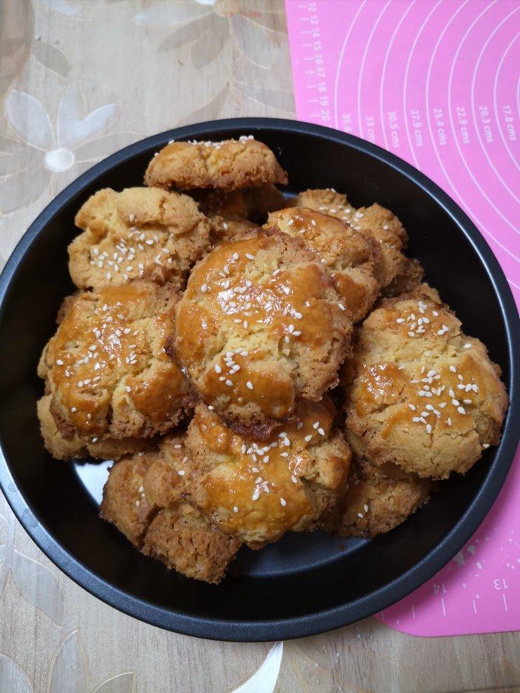 轻轻一按就碎掉的原味桃酥（不输猪油版）