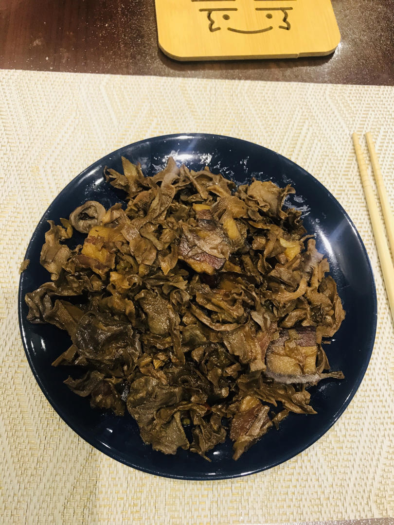 干野笋烧肉