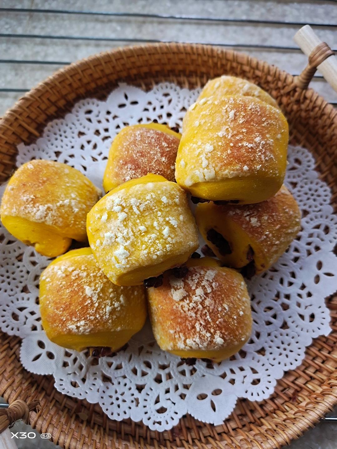 小可爱系列--南瓜蜜豆小奶包