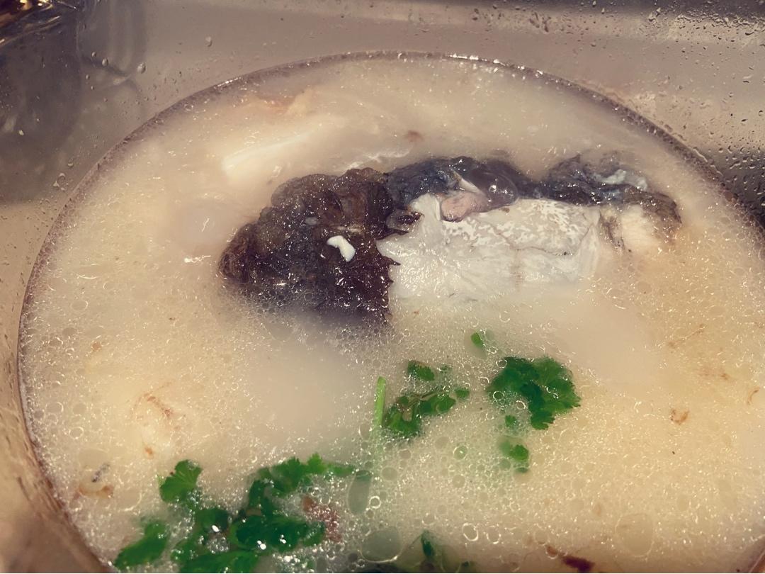 流传已久的太白鱼头汤