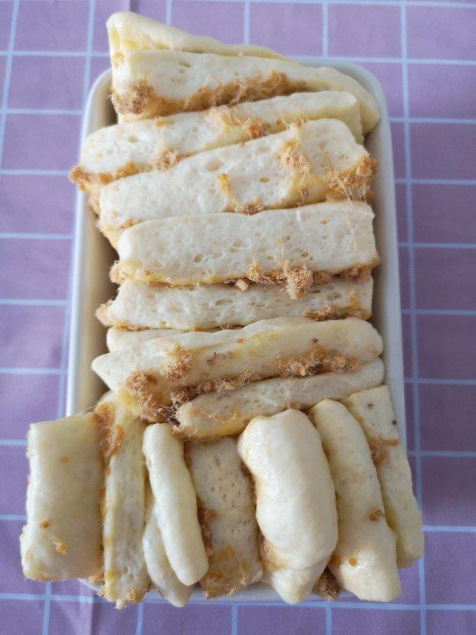 手撕咸香面包