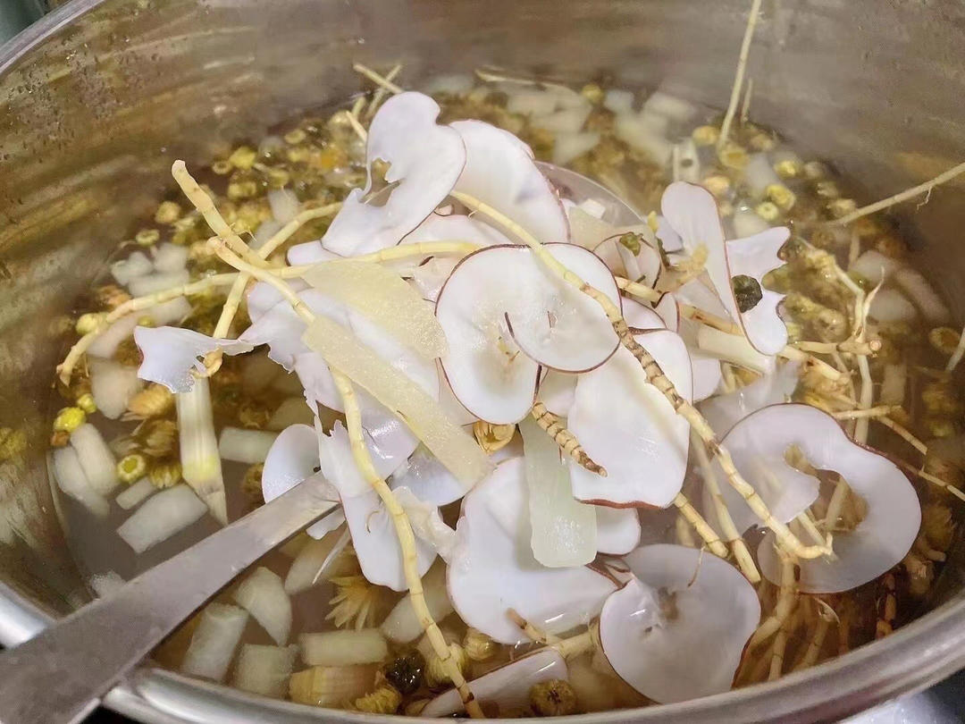 海底椰雪梨膏（清热下火）