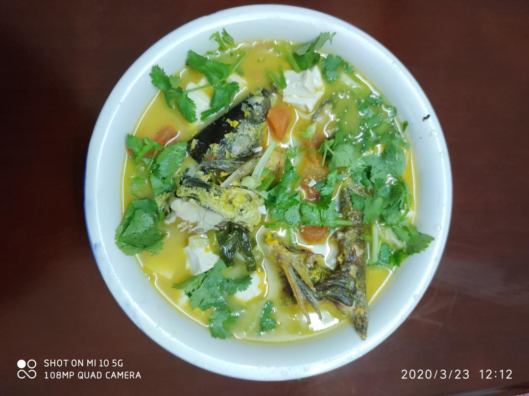 昂子鱼豆腐汤