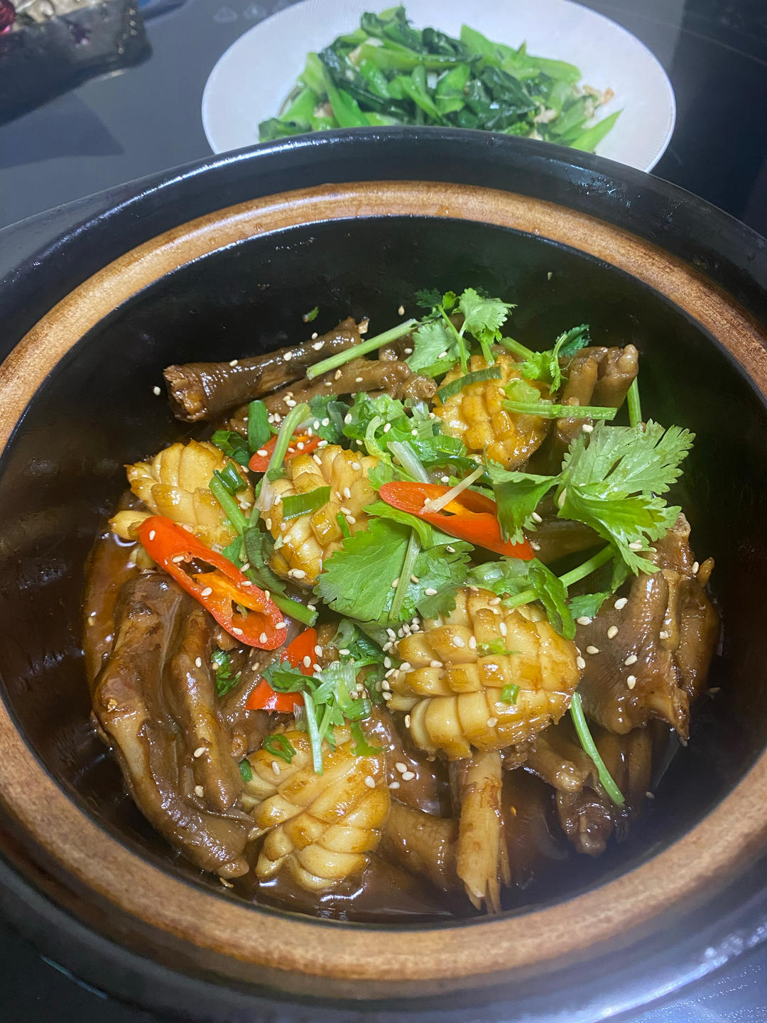 鲍鱼焖鹅脚