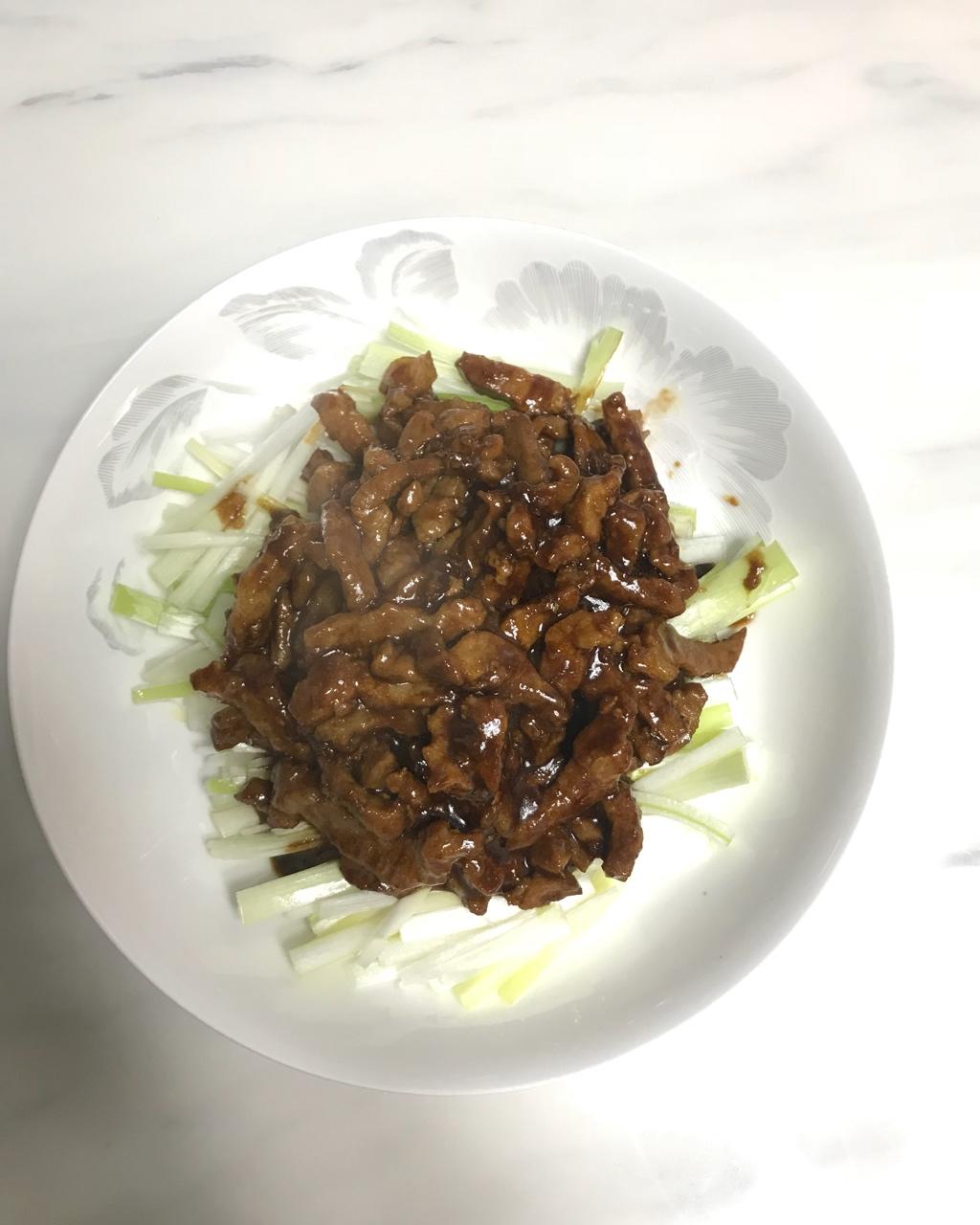 京酱肉丝