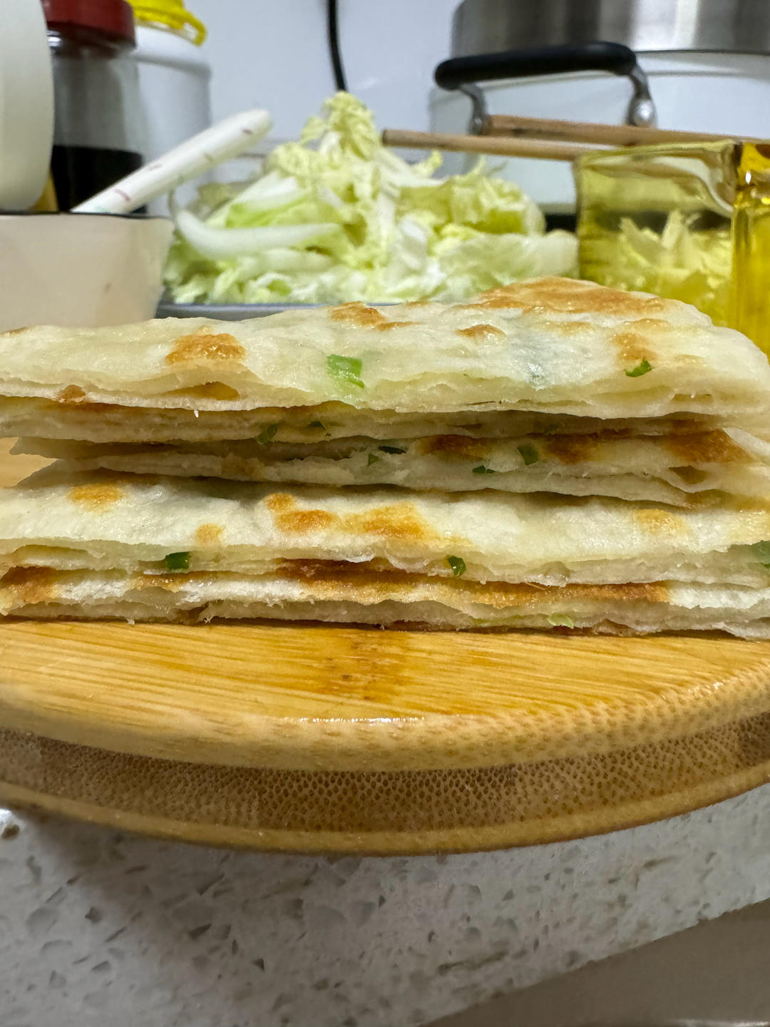 葱花大饼、蓬松柔软又简单的大葱烙饼