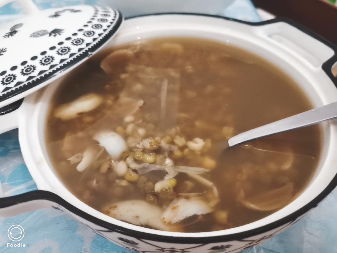 冰糖绿豆百合汤