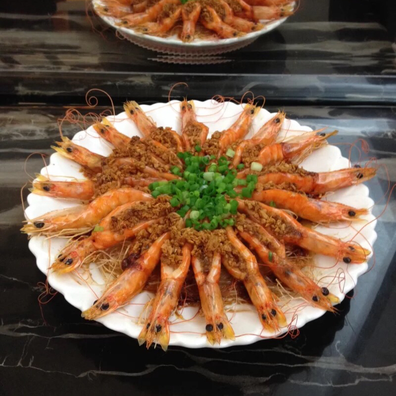 蒜蓉粉丝蒸大虾