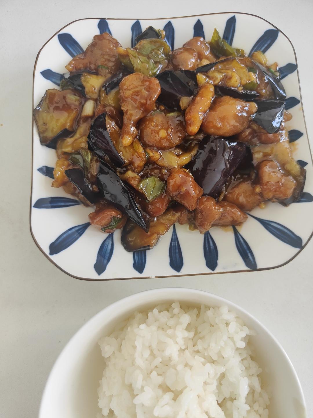 超级下饭的东北地道菜肉段烧茄子