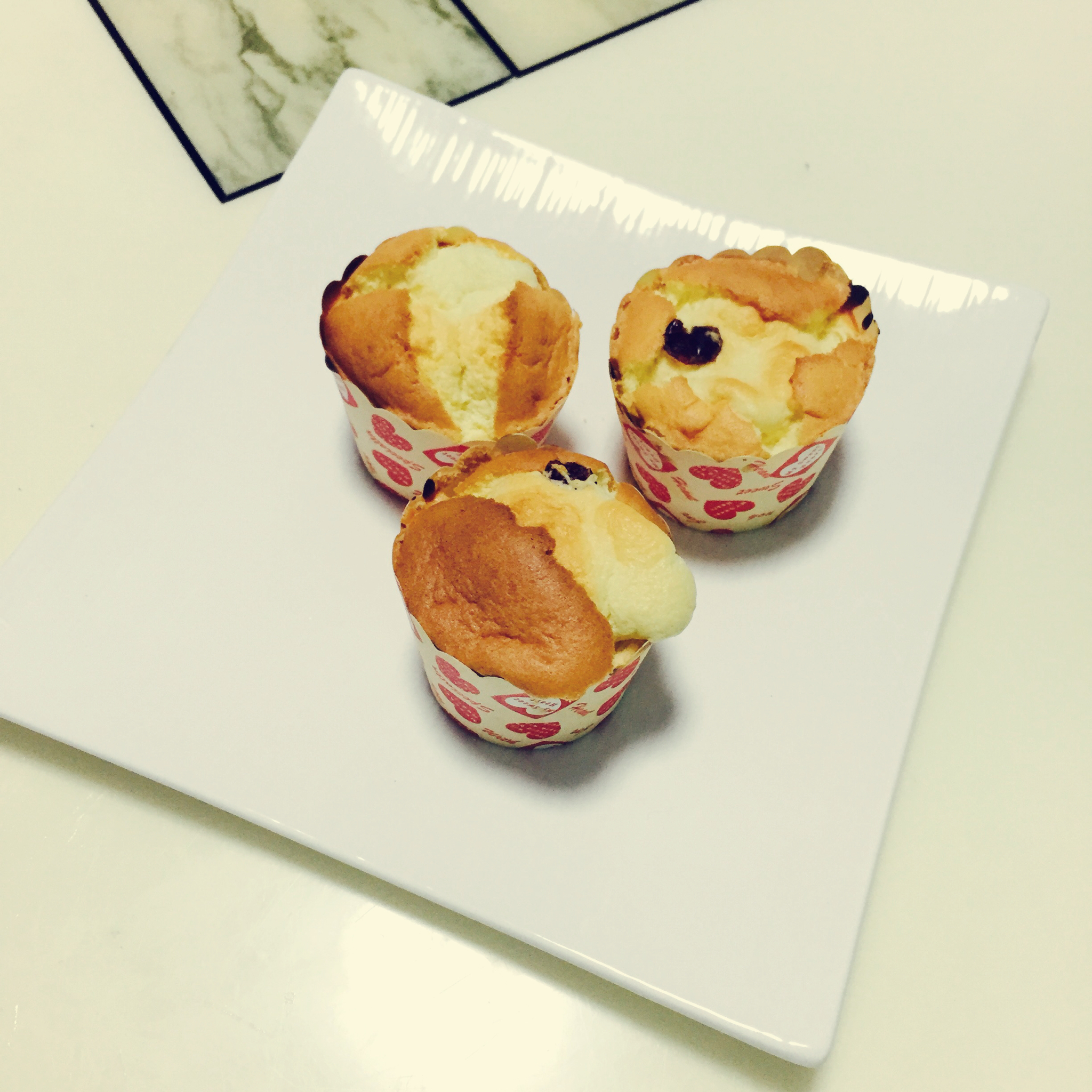 原味戚风纸杯蛋糕（烤箱做纸杯蛋糕）