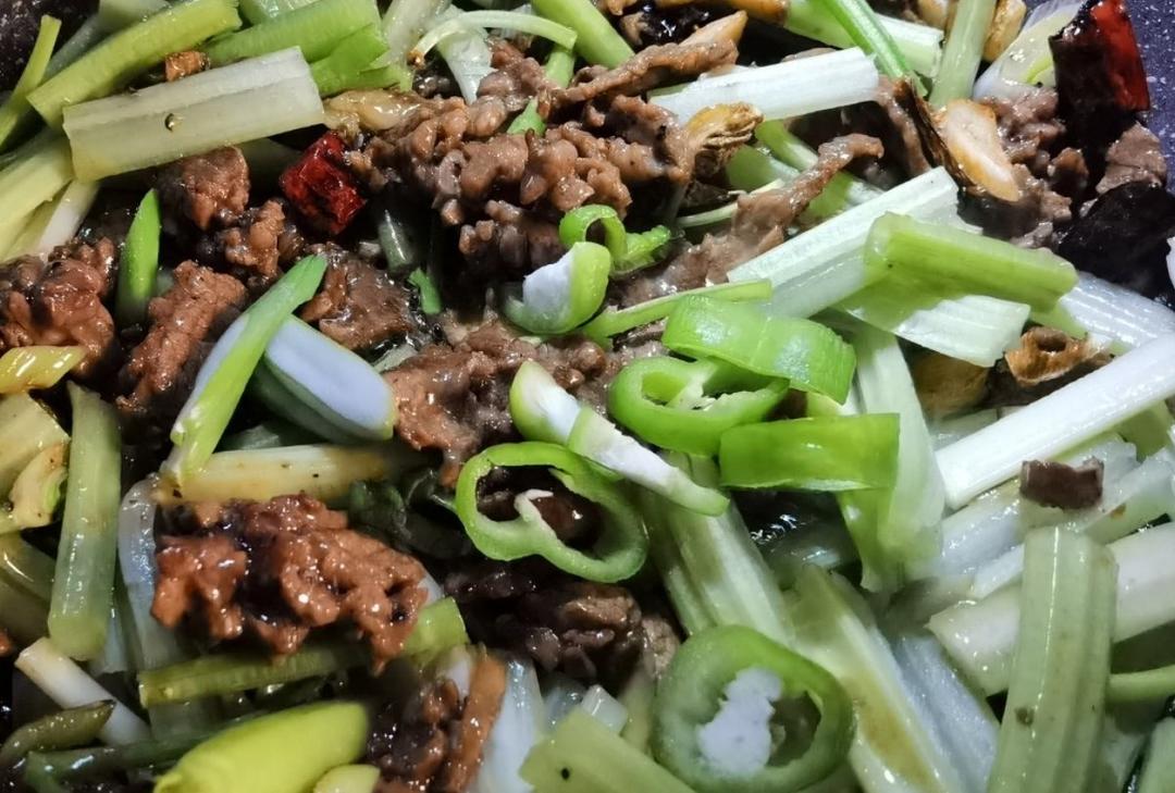 牛气冲天小炒肉