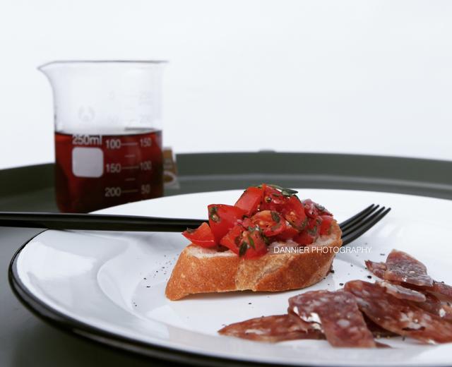 Bruschetta经典意式番茄香脆面包片的做法