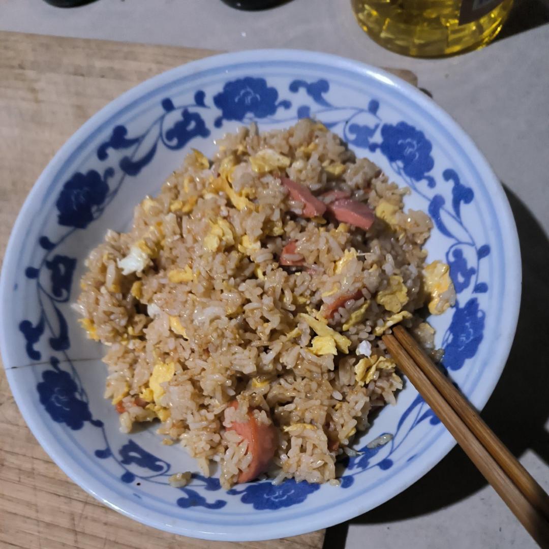 超级好吃！简单零失败的秘制蛋炒饭