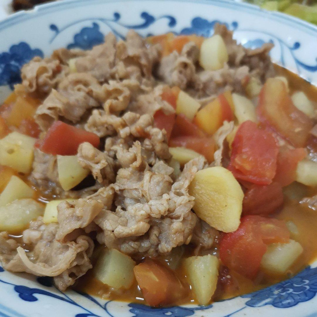 冬季暖身番茄肥牛煲
