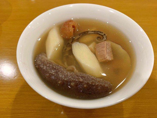 海参炖鸡汤