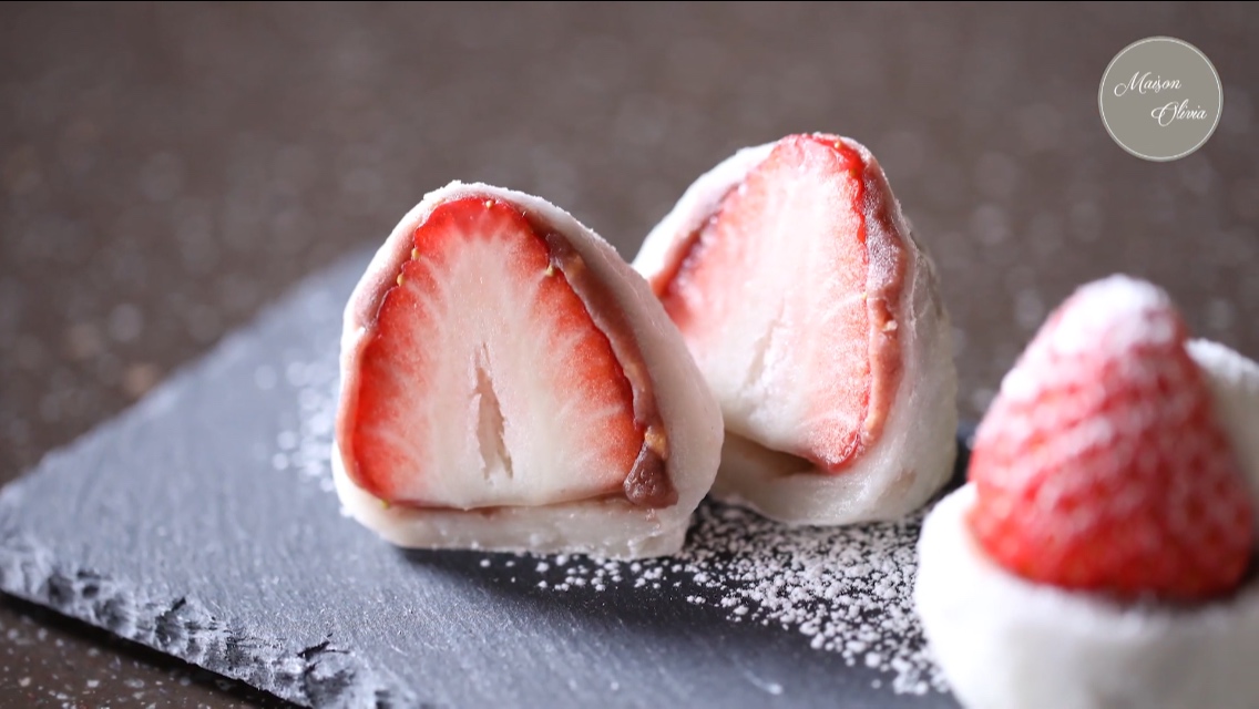 草莓糯米糍 Strawberry Mochi