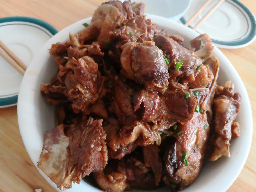 东北菜之【铁锅炖大鹅】