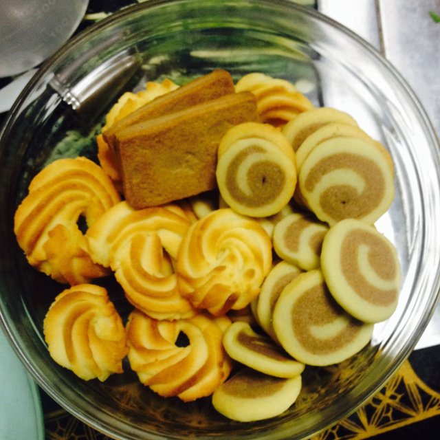 多种口味曲奇（香草、巧克力、抹茶）