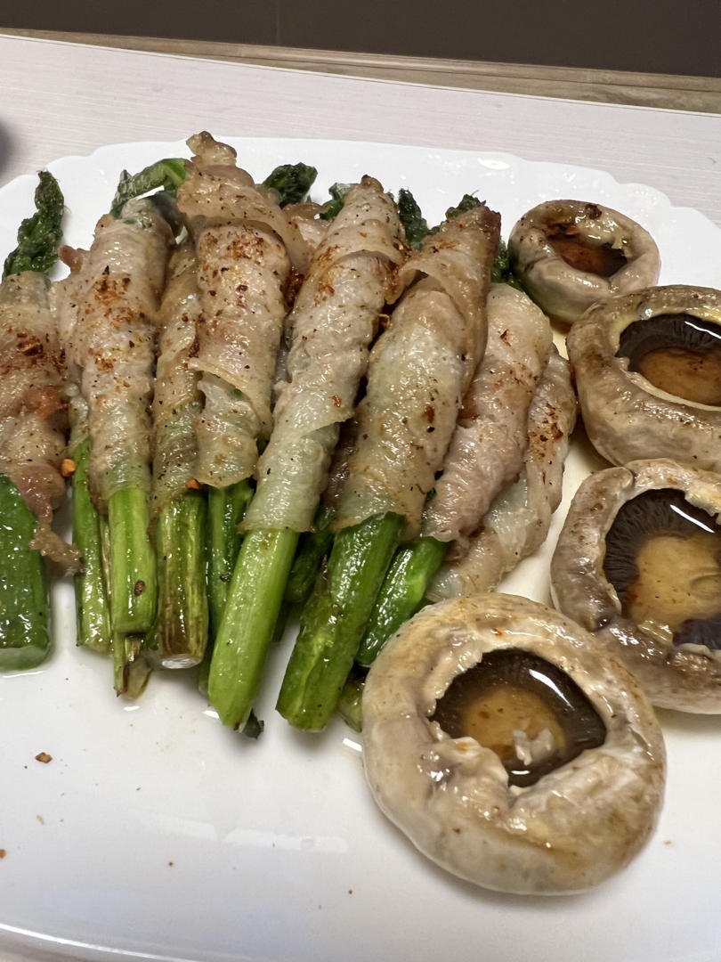 五花肉芦笋卷