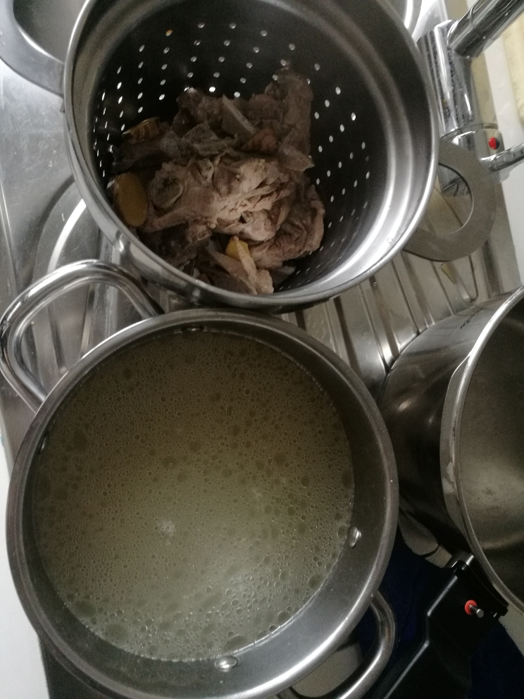 德国豌豆汤的做法 步骤4